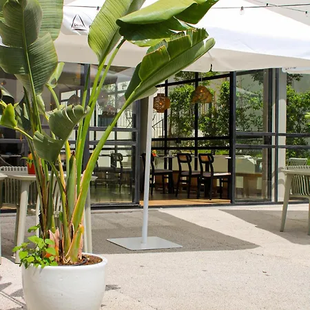 Urban - Regras 45 & Garden B B&B