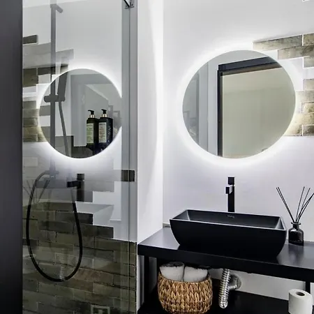 Regras & Garden By Benefit Collection B ポルト