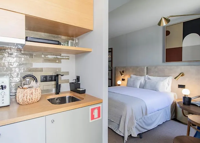 Regras & Garden By Benefit Collection B Oporto