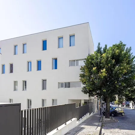 Regras & Garden By Benefit Collection B 3*