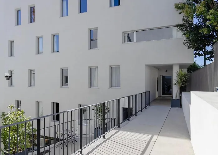 Regras & Garden By Benefit Collection B 3* Porto