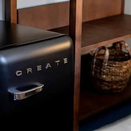 Regras & Garden By Benefit Collection B