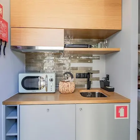 Regras & Garden By Benefit Collection B Πόρτο