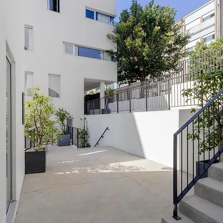 Regras & Garden By Benefit Collection B Πόρτο