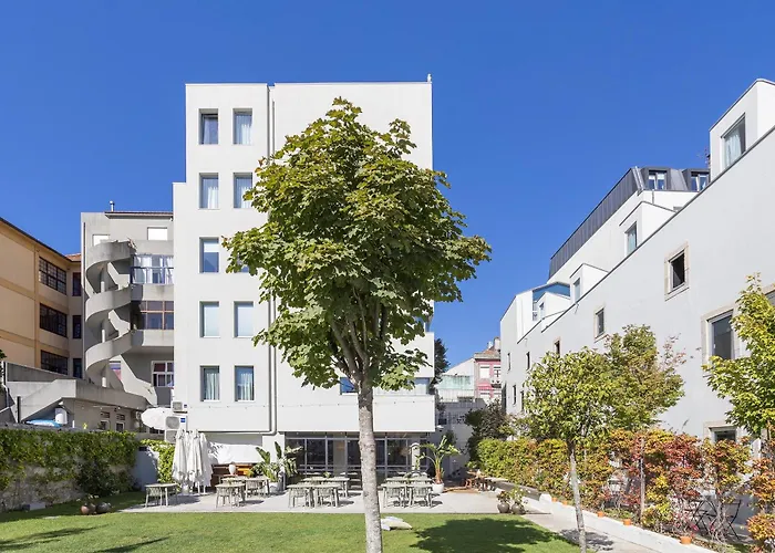 לינה וארוחת בוקר Regras & Garden By Benefit Collection B